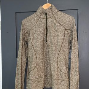 Green lululemon quarter zip size 8